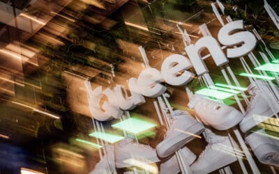 Queens: Jak si vede značka dva roky od nové strategie